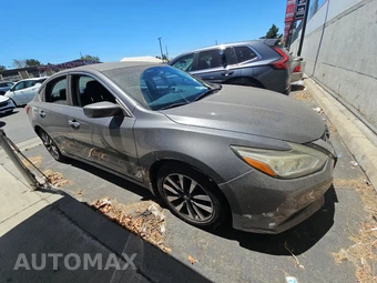 2016 Nissan Altima 2.5 SV – miniatura 3