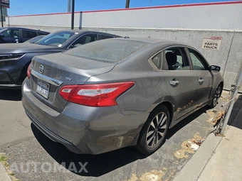 2016 Nissan Altima 2.5 SV – miniatura 4