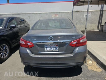 2016 Nissan Altima 2.5 SV – miniatura 5