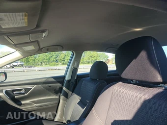 2016 Nissan Altima 2.5 SV - miniatura 18