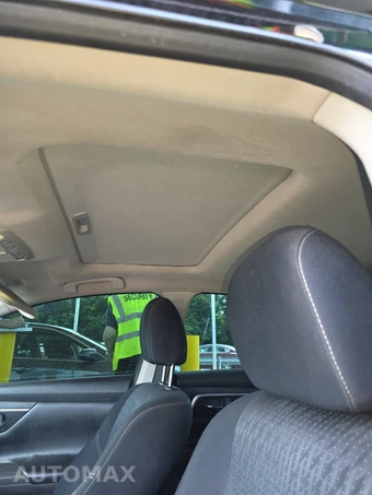 2016 Nissan Altima 2.5 SV – miniatura 18