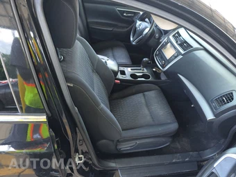 2016 Nissan Altima 2.5 SV – miniatura 8