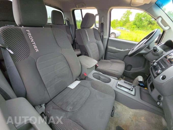 2016 Nissan Frontier Desert Runner Crew Cab Medium Bed – miniatura 15