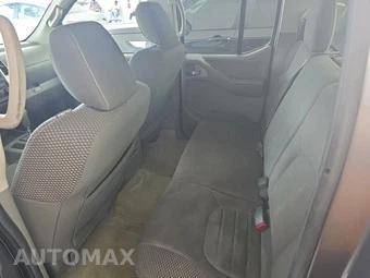 2016 Nissan Frontier Desert Runner Crew Cab Medium Bed – miniatura 10