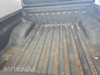 2016 Nissan Frontier Desert Runner Crew Cab Medium Bed – miniatura 13