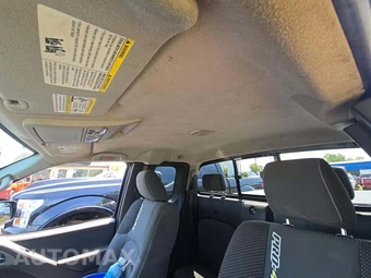 2016 Nissan Frontier PRO-4X Extended Cab Long Bed – miniatura 11
