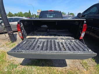 2016 Nissan Frontier PRO-4X Extended Cab Long Bed – miniatura 14