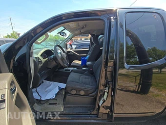 2016 Nissan Frontier PRO-4X Extended Cab Long Bed – miniatura 6