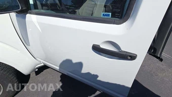 2016 Nissan Frontier S Extended Cab Medium Bed – miniatura 32