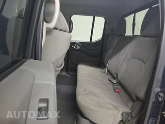 2016 Nissan Frontier SV Crew Cab Medium Bed – miniatura 13