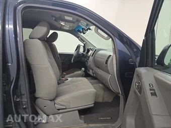 2016 Nissan Frontier SV Crew Cab Medium Bed – miniatura 8