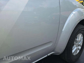 2016 Nissan Frontier SV Crew Cab Medium Bed – miniatura 24