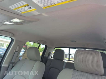 2016 Nissan Frontier SV Crew Cab Medium Bed – miniatura 8