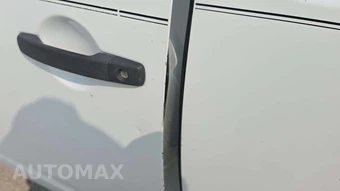 2016 Nissan Frontier SV Crew Cab Medium Bed - miniatura 27