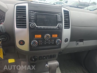 2016 Nissan Frontier SV Crew Cab Medium Bed – miniatura 11