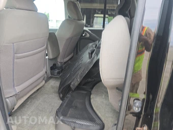 2016 Nissan Frontier SV Crew Cab Medium Bed – miniatura 13