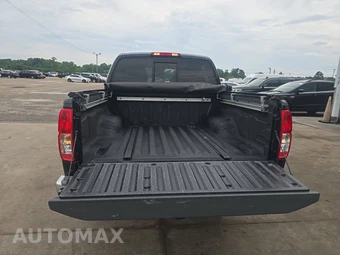 2016 Nissan Frontier SV Crew Cab Medium Bed – miniatura 5