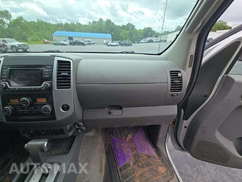 2016 Nissan Frontier SV Crew Cab Medium Bed – miniatura 19