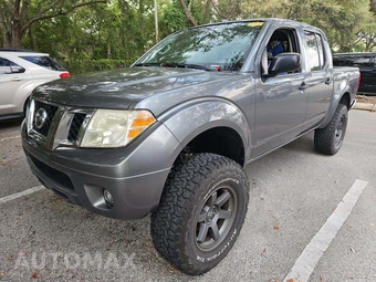 2016 Nissan Frontier SV Crew Cab Medium Bed