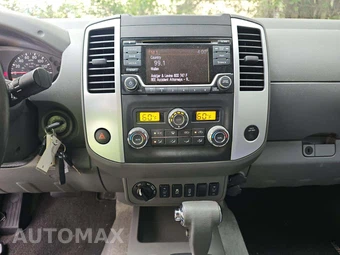 2016 Nissan Frontier SV Crew Cab Medium Bed – miniatura 10