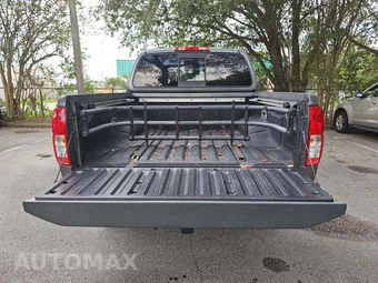 2016 Nissan Frontier SV Crew Cab Medium Bed – miniatura 14