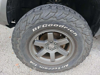 2016 Nissan Frontier SV Crew Cab Medium Bed – miniatura 32