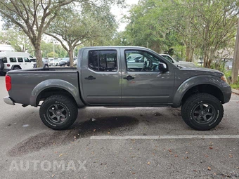 2016 Nissan Frontier SV Crew Cab Medium Bed – miniatura 4