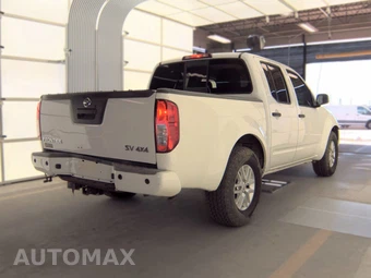 2016 Nissan Frontier SV Crew Cab Medium Bed – miniatura 4