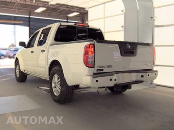 2016 Nissan Frontier SV Crew Cab Medium Bed – miniatura 6
