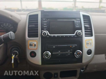 2016 Nissan Frontier SV Extended Cab Medium Bed - miniatura 10