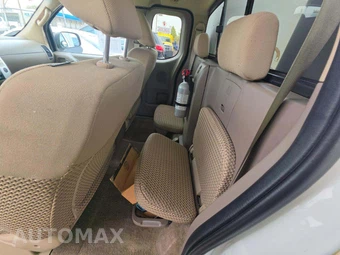 2016 Nissan Frontier SV Extended Cab Medium Bed - miniatura 13