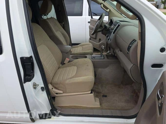 2016 Nissan Frontier SV Extended Cab Medium Bed - miniatura 18