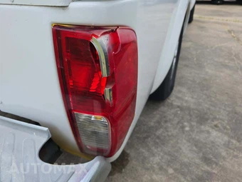 2016 Nissan Frontier SV Extended Cab Medium Bed - miniatura 24