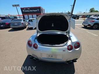 2016 Nissan GT-R Premium - miniatura 14