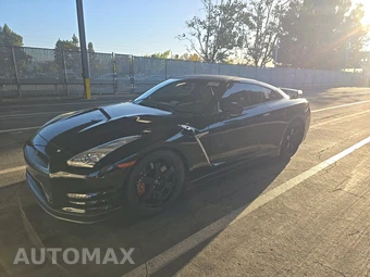 2016 Nissan GT-R Premium