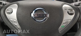 2016 Nissan LEAF S - miniatura 18
