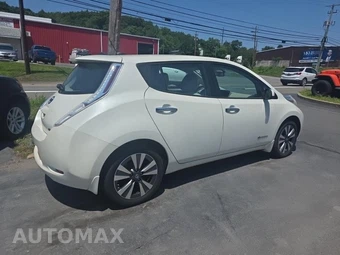 2016 Nissan LEAF SV – miniatura 4