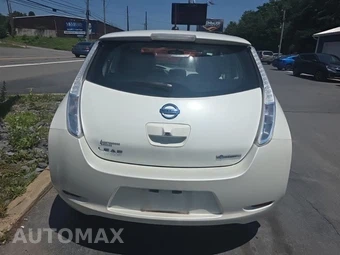 2016 Nissan LEAF SV – miniatura 5