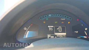2016 Nissan LEAF SV – miniatura 26