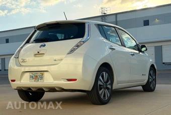 2016 Nissan LEAF SV - miniatura 12