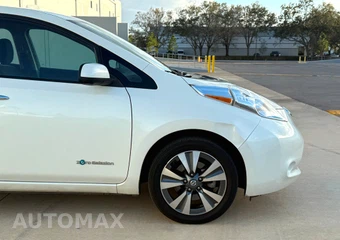 2016 Nissan LEAF SV - miniatura 15