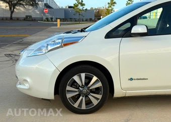 2016 Nissan LEAF SV - miniatura 5