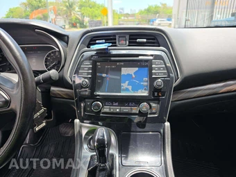 2016 Nissan Maxima 3.5 Platinum – miniatura 10