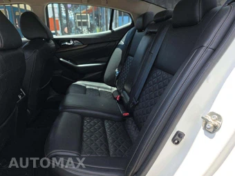 2016 Nissan Maxima 3.5 Platinum – miniatura 13