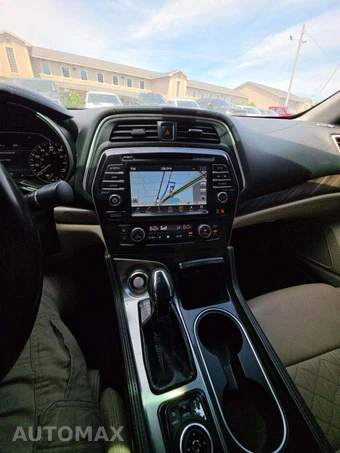 2016 Nissan Maxima 3.5 Platinum – miniatura 10