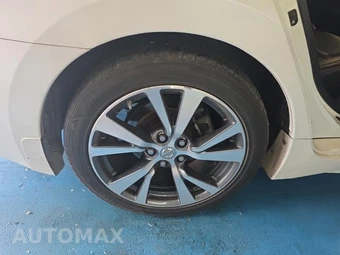 2016 Nissan Maxima 3.5 Platinum – miniatura 10