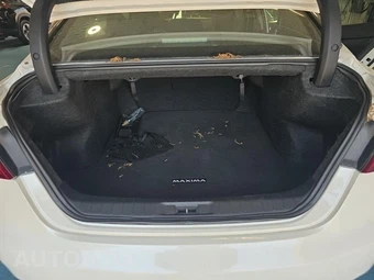 2016 Nissan Maxima 3.5 Platinum – miniatura 20