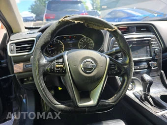 2016 Nissan Maxima 3.5 Platinum – miniatura 10