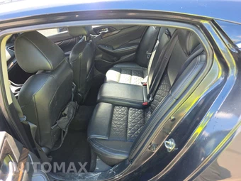 2016 Nissan Maxima 3.5 Platinum – miniatura 13