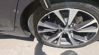 2016 Nissan Maxima 3.5 Platinum – miniatura 30